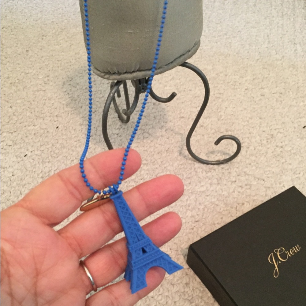 Crewcuts girl’s necklace NWT blue